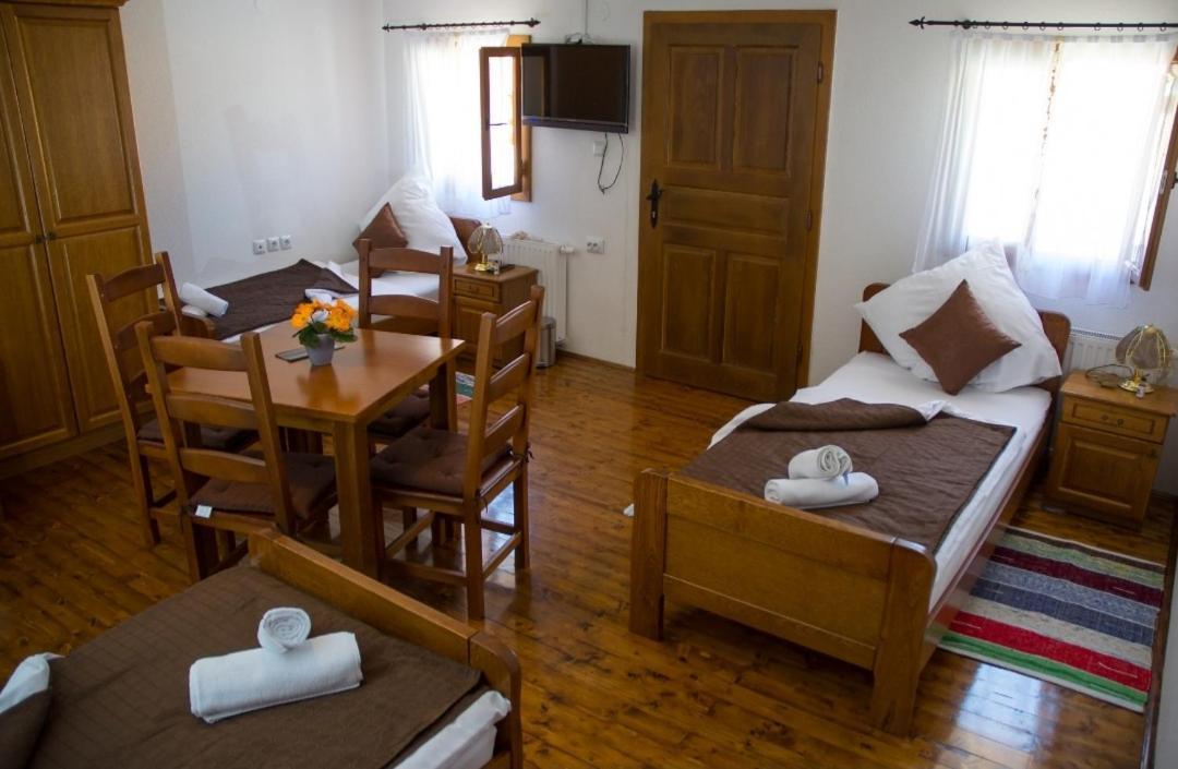 Apartament Kuca za odmor Poppke Fericanci Zewnętrze zdjęcie